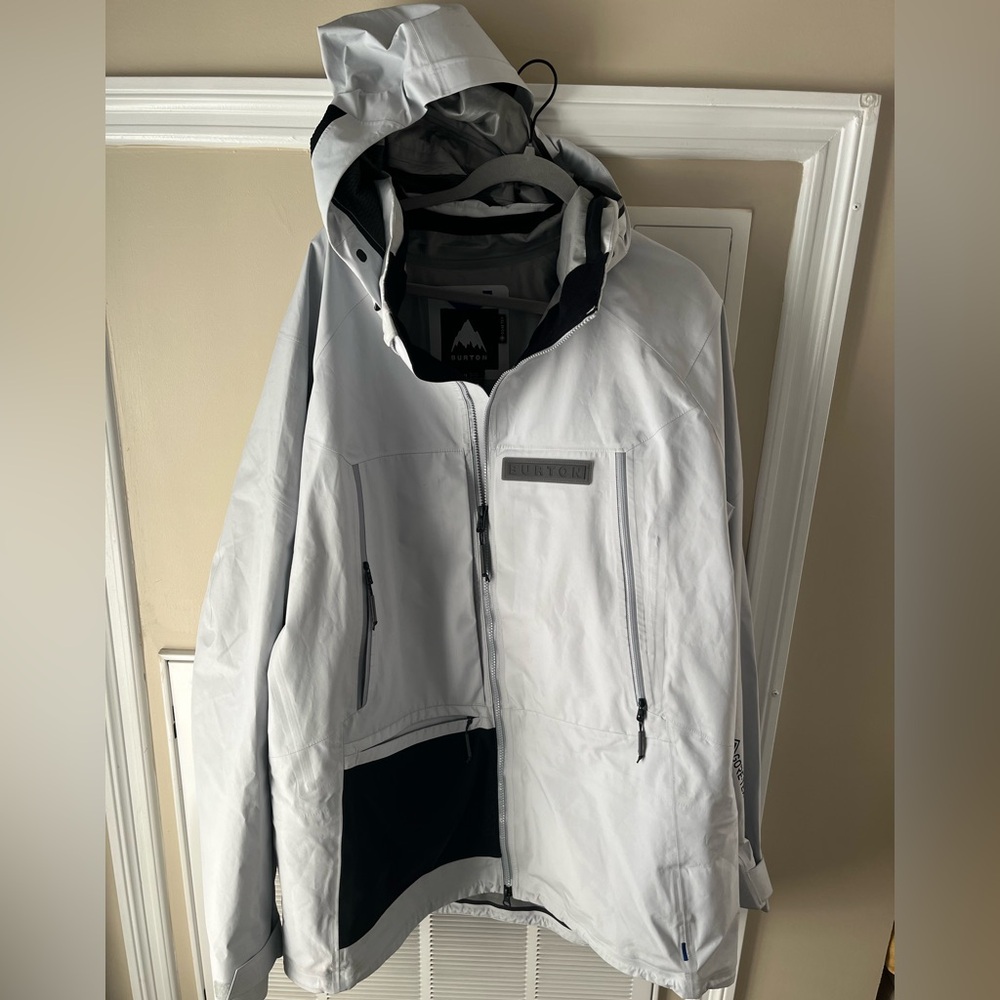 Burton Gore-Tex Jacket in Gray XXL